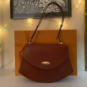 Vintage Louis Vuitton Tilsitt “Sold”